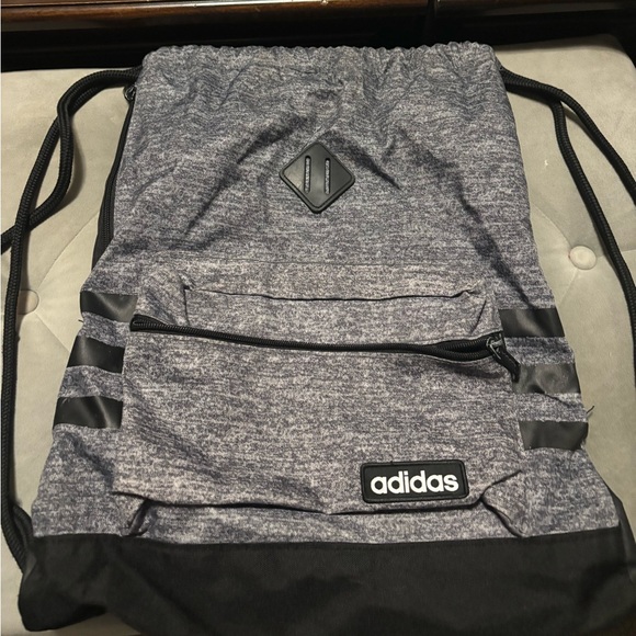 Adidas Drawstring Bag - Picture 1 of 2
